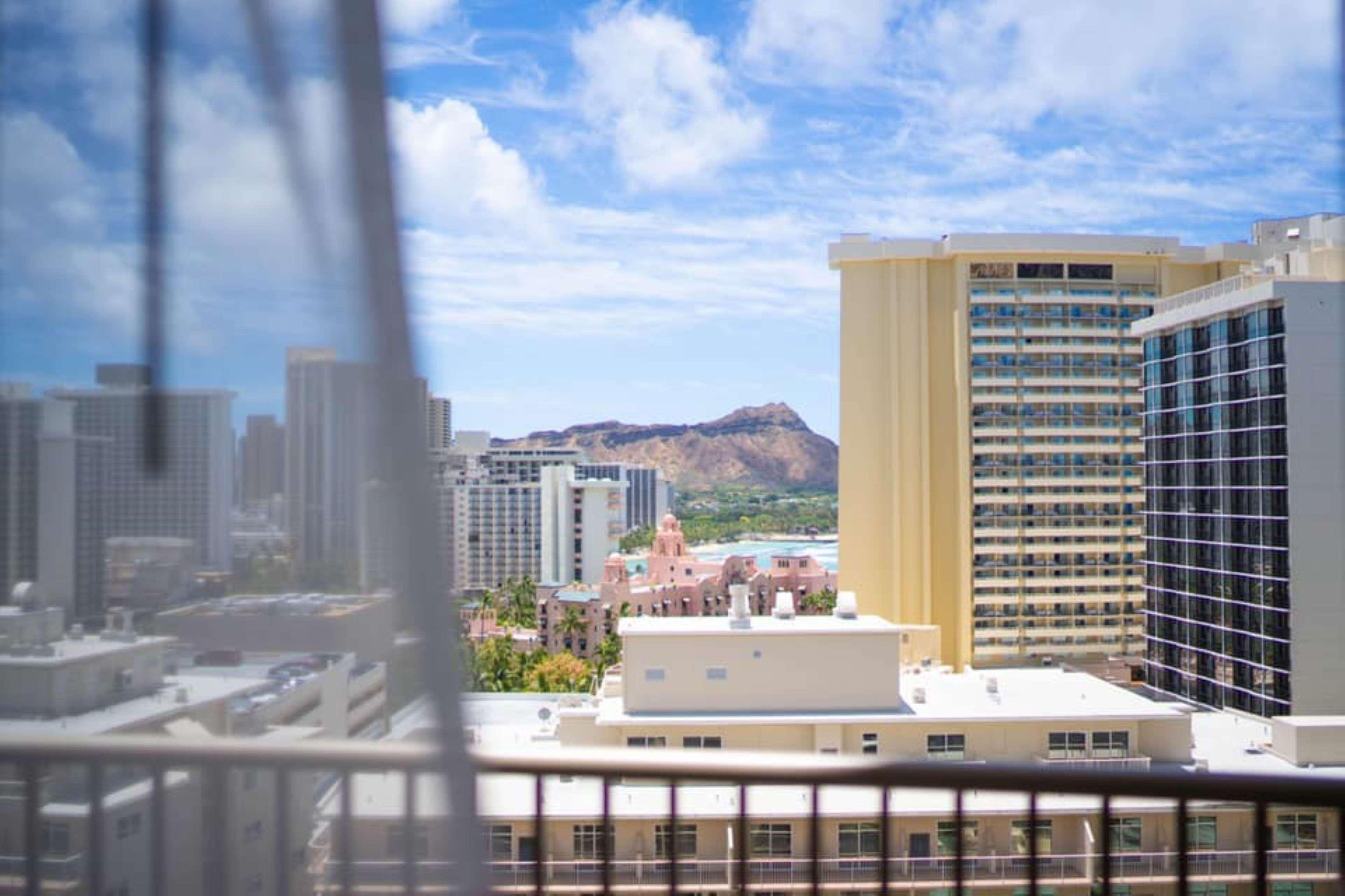 Embassy Suites By Hilton Waikiki Beach Walk Honolulu Luaran gambar
