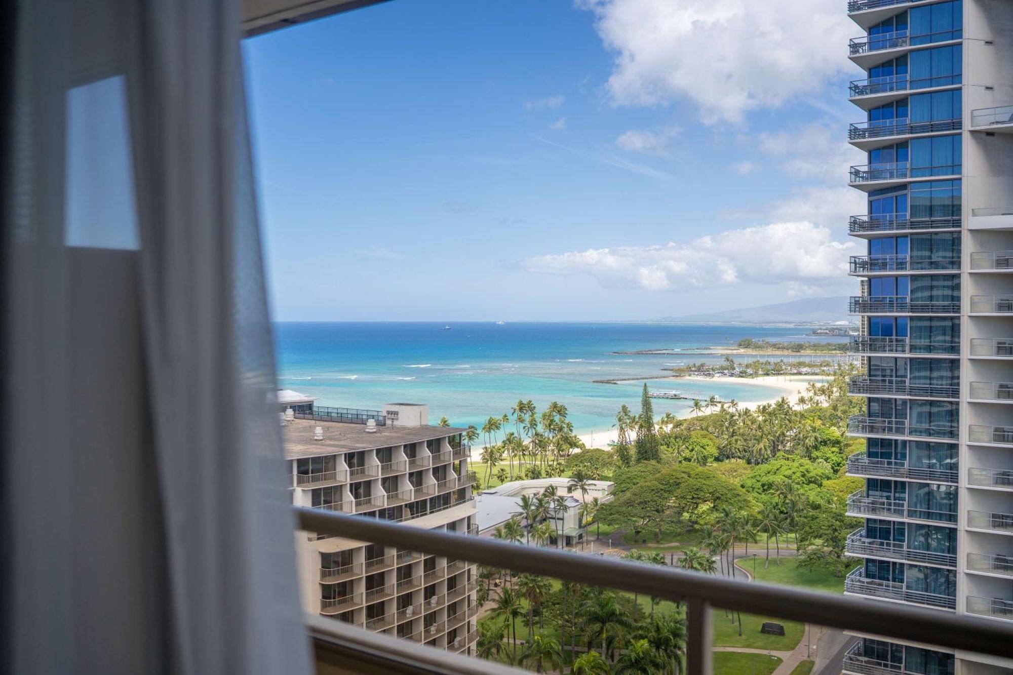 Embassy Suites By Hilton Waikiki Beach Walk Honolulu Luaran gambar